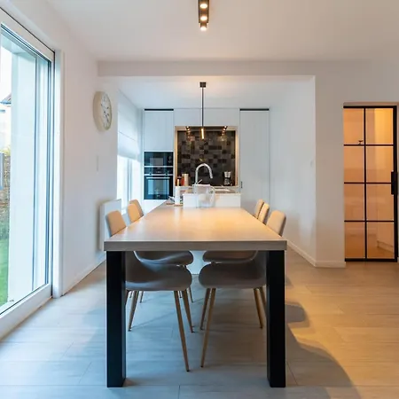 Dom wakacyjny Superb Fully Renovated Semi-detached House For 6 People Le Touquet