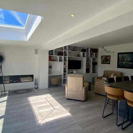 Superb Fully Renovated Semi-detached House For 6 People * Le Touquet