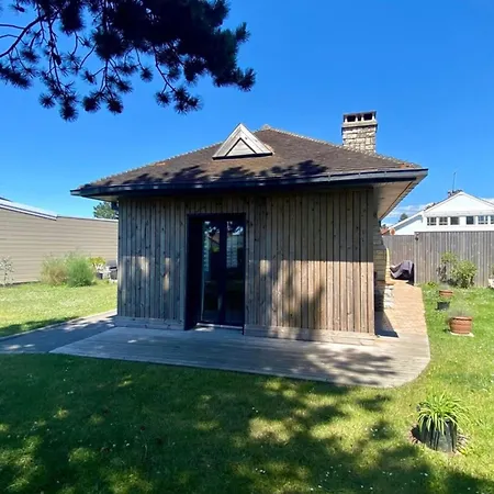 Vakantiehuis Superb Fully Renovated Semi-detached House For 6 People Le Touquet