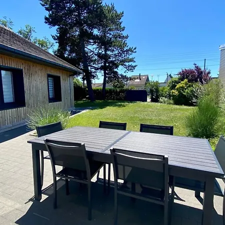 Superb Fully Renovated Semi-detached House For 6 People *